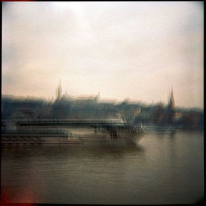 Будапешт, 2013 г.  Камера Diana F+, пленка Lomography Color, мультиэкспозиция