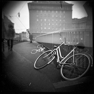 Вена, 2012 г.  Камера Diana F+, пленка Kodak T-MAX, мультиэкспозиция