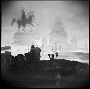 Петербург, 2012 г.  Камера Diana F+, пленка Kodak T-MAX, мультиэкспозиция